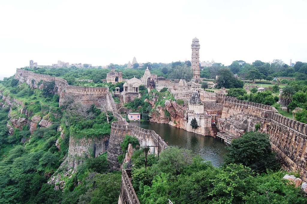 jaigarh fort, cheap flights to rajasthan, rajasthan tourism, things to do in rajasthan, rajasthan tour guide, rajasthan travel diaries, rajashthan tour operator, chittorgarh fort, chittorgarh fort tour, chittorgarh things to do