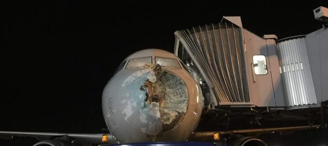 American Airlines Plane Make Emergency Landing In El Paso